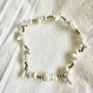 White and gold bohemian style rock bracelet ￼